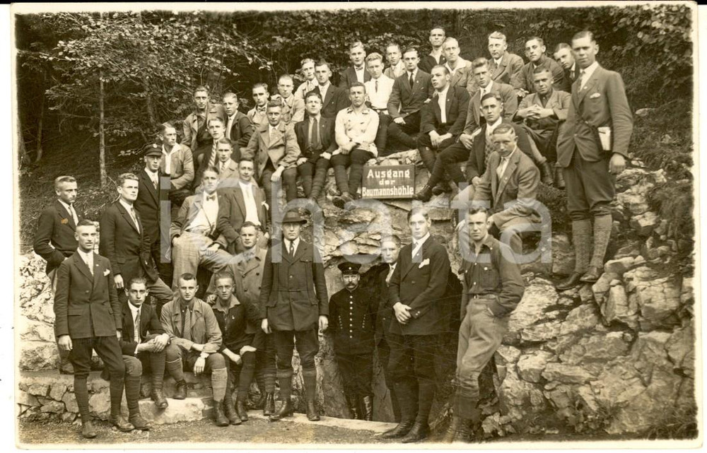 Fotografia d epoca originale 1930 ca ELBINGERODE D Visitatori alla grotta BaumannshÃ¶hle  Foto cartolina 1