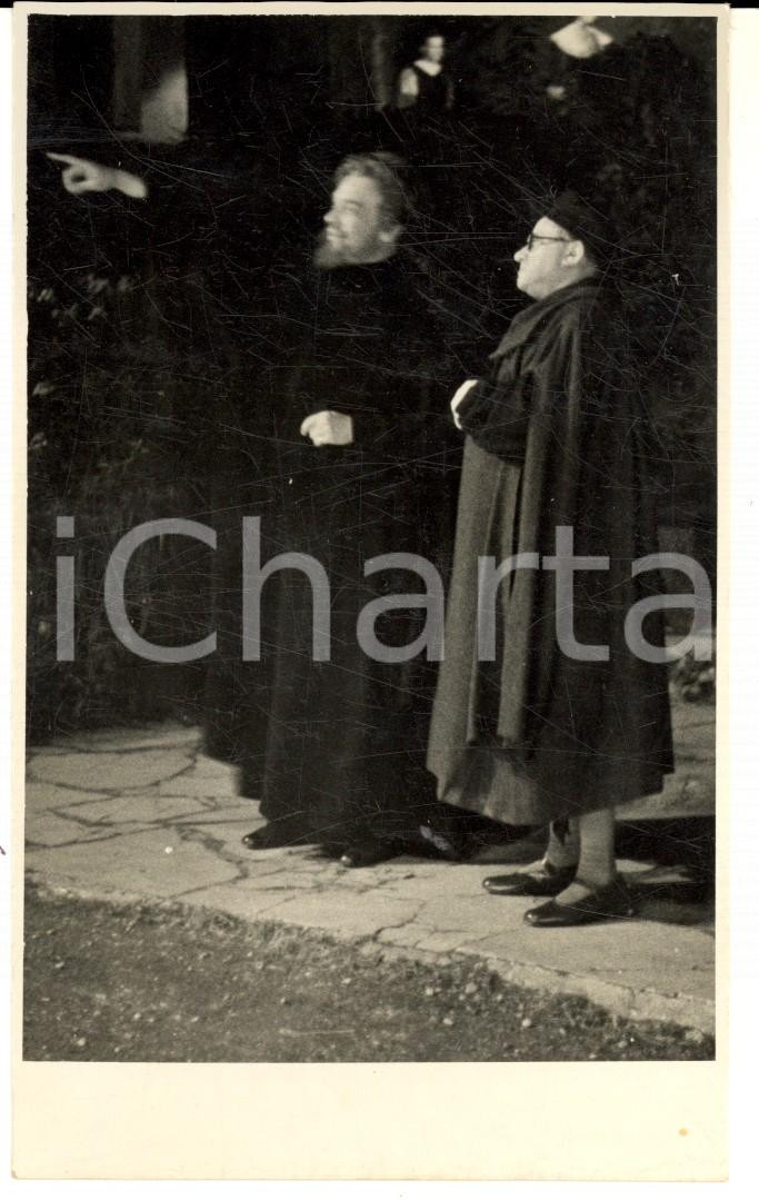 Cartolina originale da collezione 1940 ca WIENER NEUSTADT TEATRO Coppia di attori in costume  Foto cartolina 1