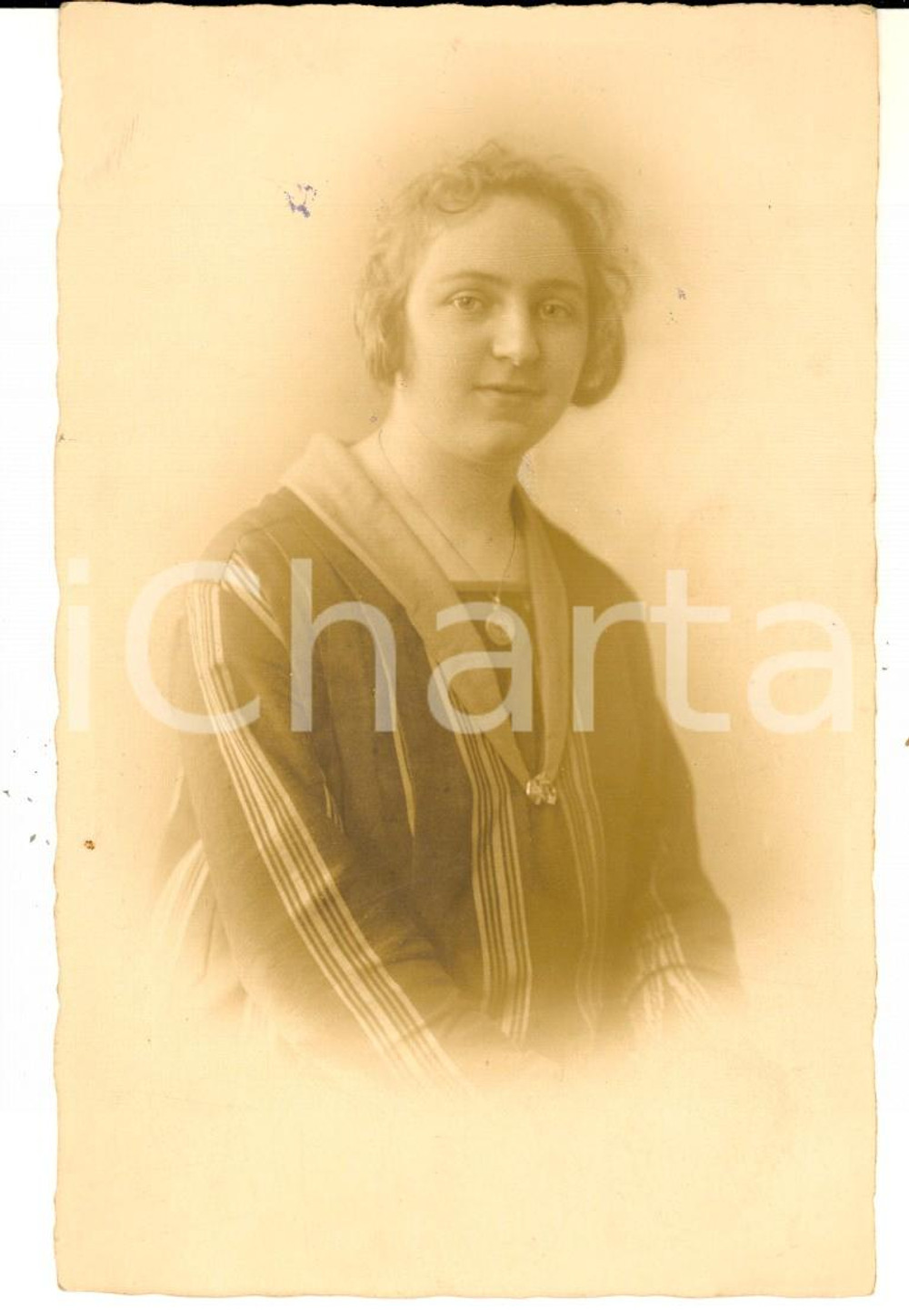 Cartolina originale da collezione 1925 KOFHEIM AUM TAUNUS Ritratto di Elisabeth LIEBHERR  Foto cartolina 1