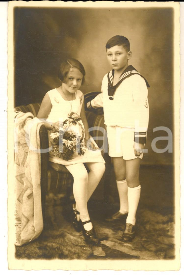Fotografia d epoca originale 1931 NURNBERG D Ritratto di due fratellini  Foto cartolina J. BLANCKMEISTER 1