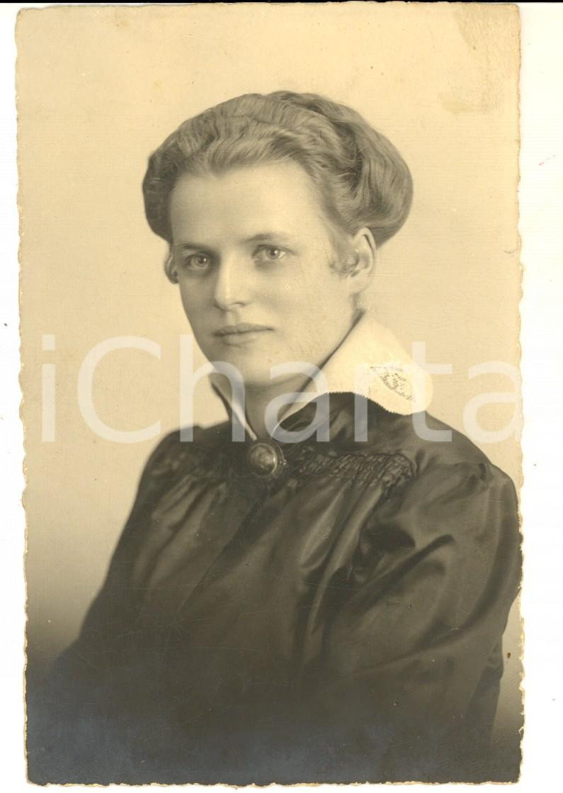 Fotografia d epoca originale 1917 WEIMAR D Ritratto di Trudel HUBBECK  Foto cartolina con dedica 1