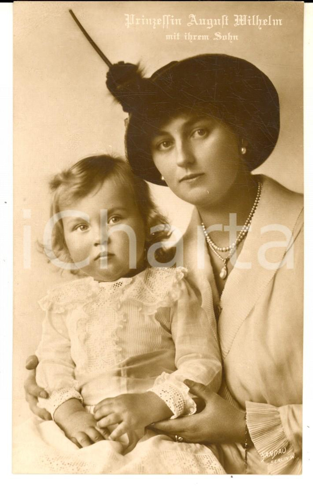 Cartolina originale da collezione 1915 ca GERMANY Principessa Alessandra Vittoria di PRUSSIA con il figlio 1