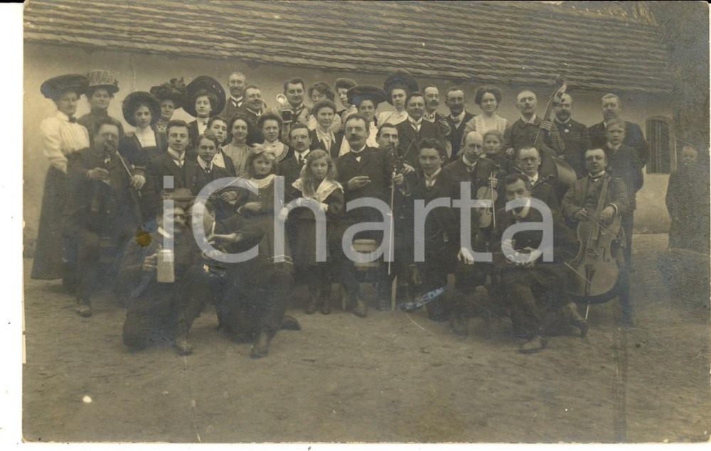 Fotografia d epoca originale 1910 ca GERMANIA Ritratto di orchestrina con le famiglie Foto cartolina VINTAGE 1