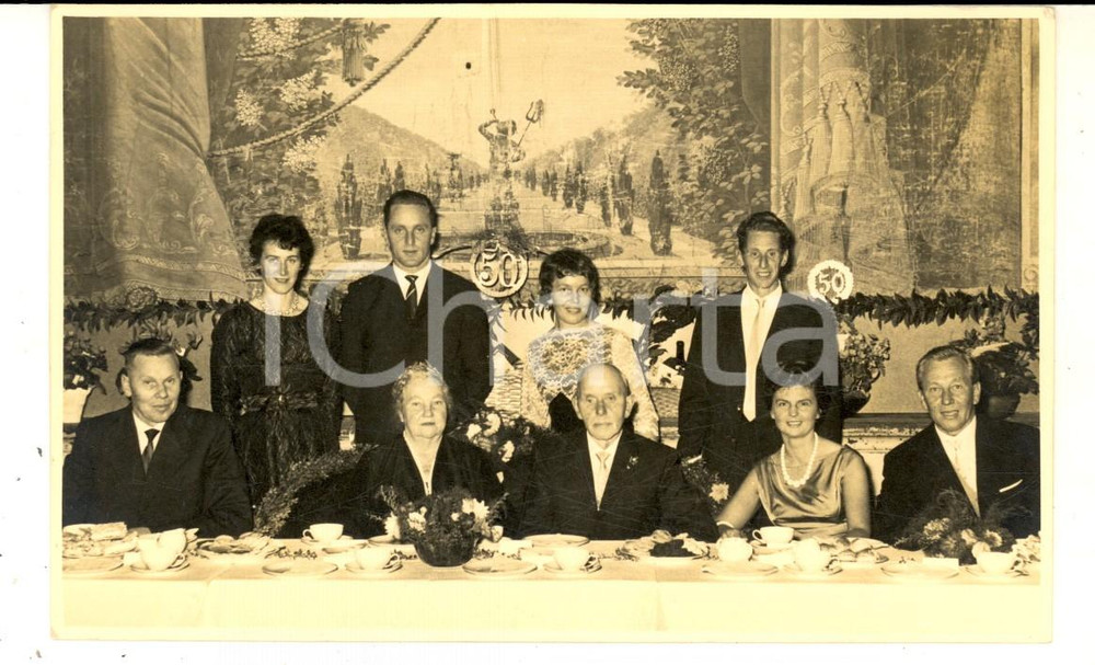 Fotografia d epoca originale 1940 ca BREDSTEDT Una festa per il 50Â° anniversario  Foto cartolina VINTAGE 1