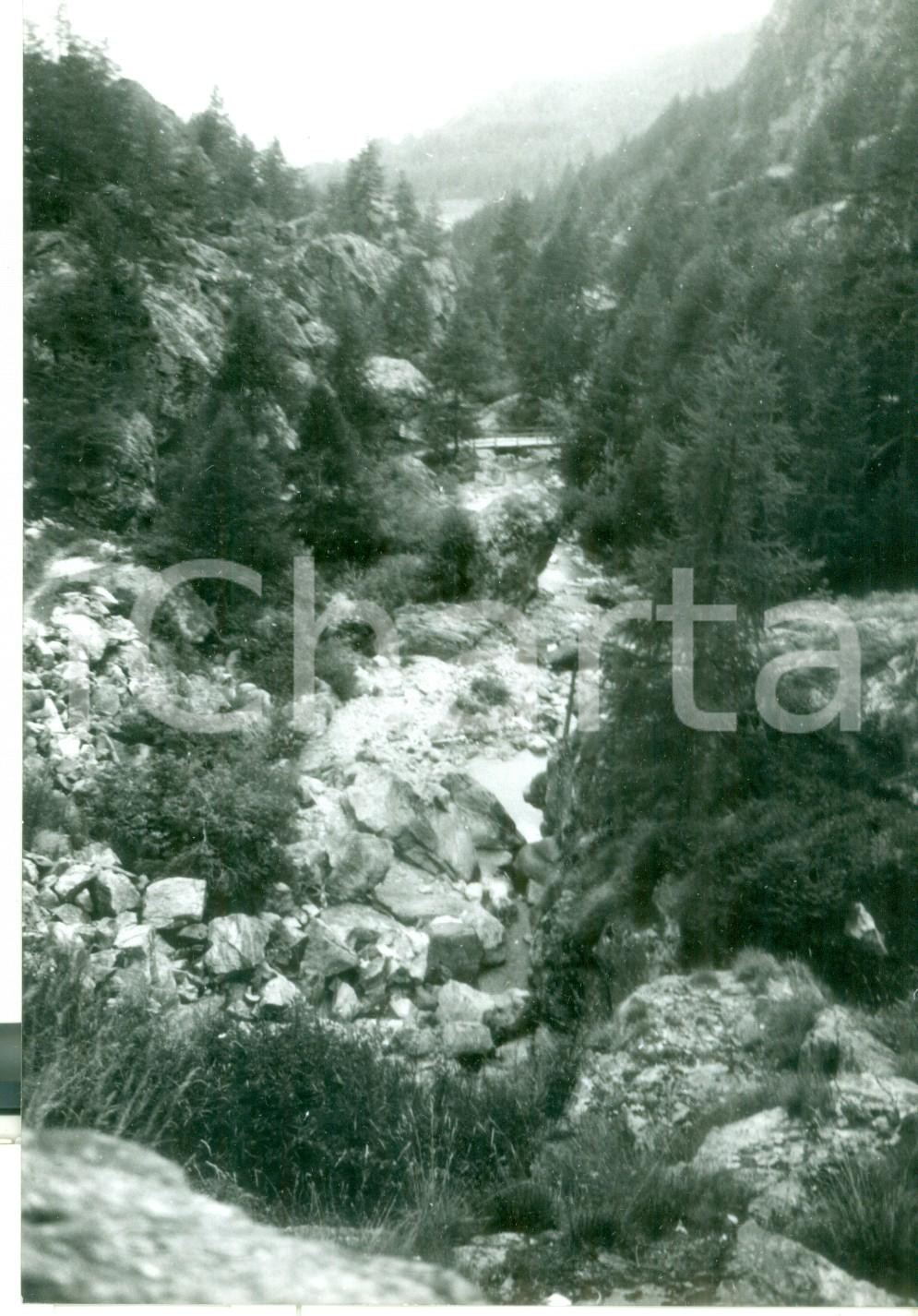 Fotografia d epoca originale 1976 VALTOURNENCHE AO Ponte sul torrente Marmore Fotografia vintage 13x18 cm 1