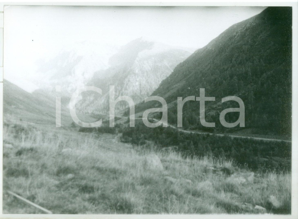 Fotografia d epoca originale 1982 VAL DI PENNES BZ Conca della Croda Pedrosa ai piedi del Corno Bianco FOTO 1