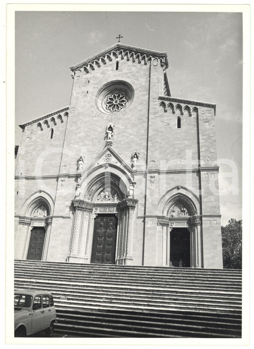 Fotografia d epoca originale 1972 AREZZO Facciata della cattedrale dei Santi Pietro e Donato Foto VINTAGE 1