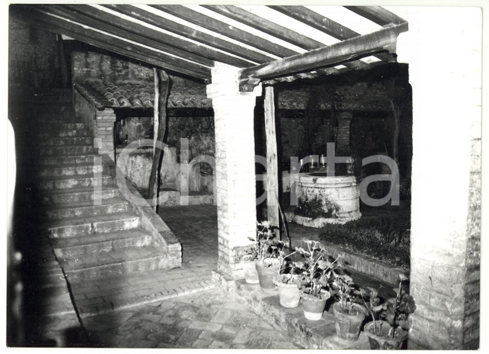 1977 ASSISI Chiesa di San Damiano - Cortile interno *Foto VINTAGE 18x13 cm