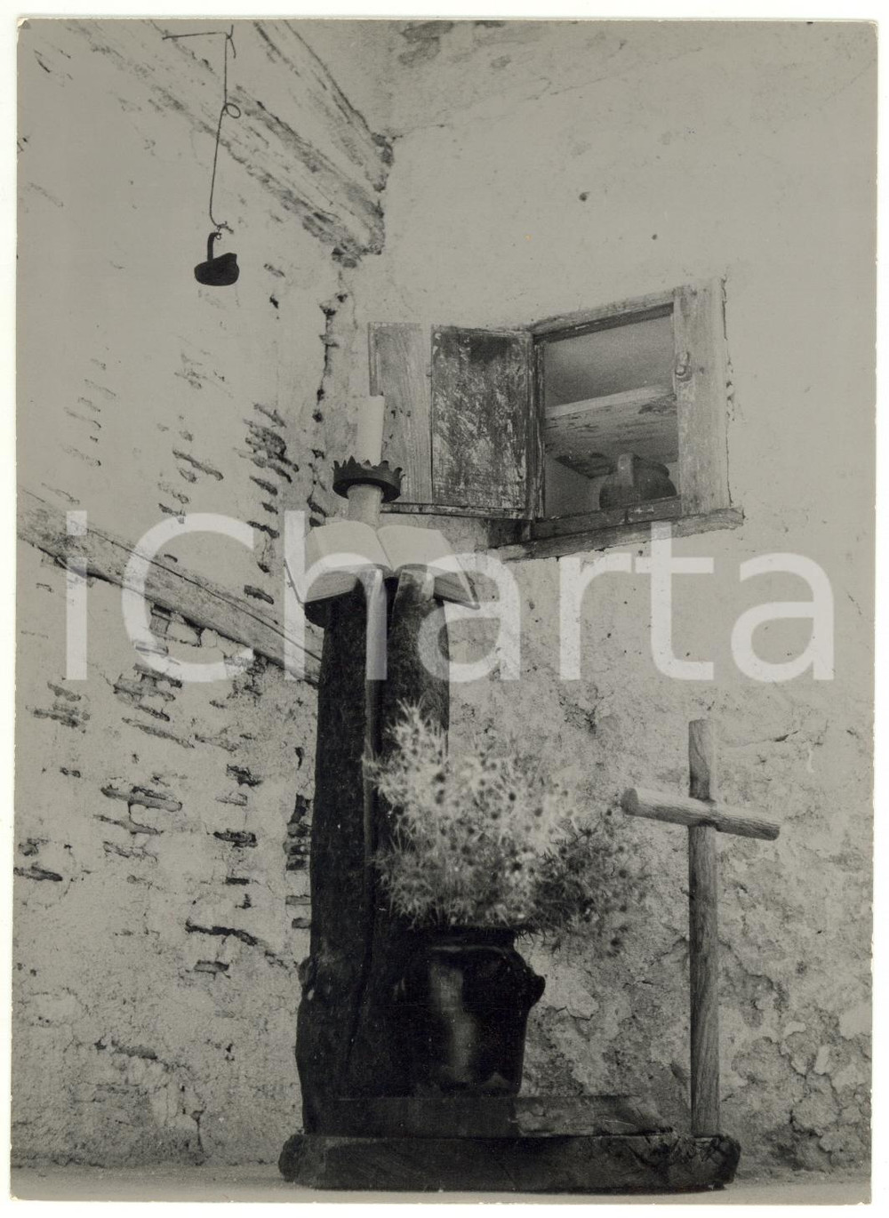 Fotografia d epoca originale 1974 MONTELUCO PG Santuario di SAN FRANCESCO  Leggio caratteristico Foto 1