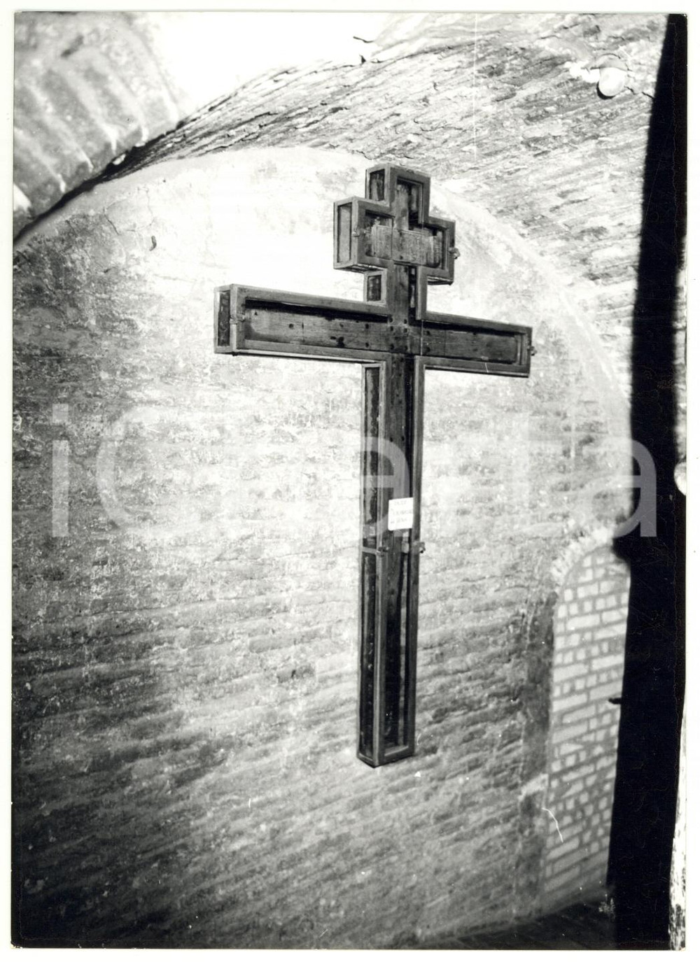 Fotografia d epoca originale 1977 ASSISI Eremo delle Carceri  Crocifisso del conventino di SAN BERNARDINO 1