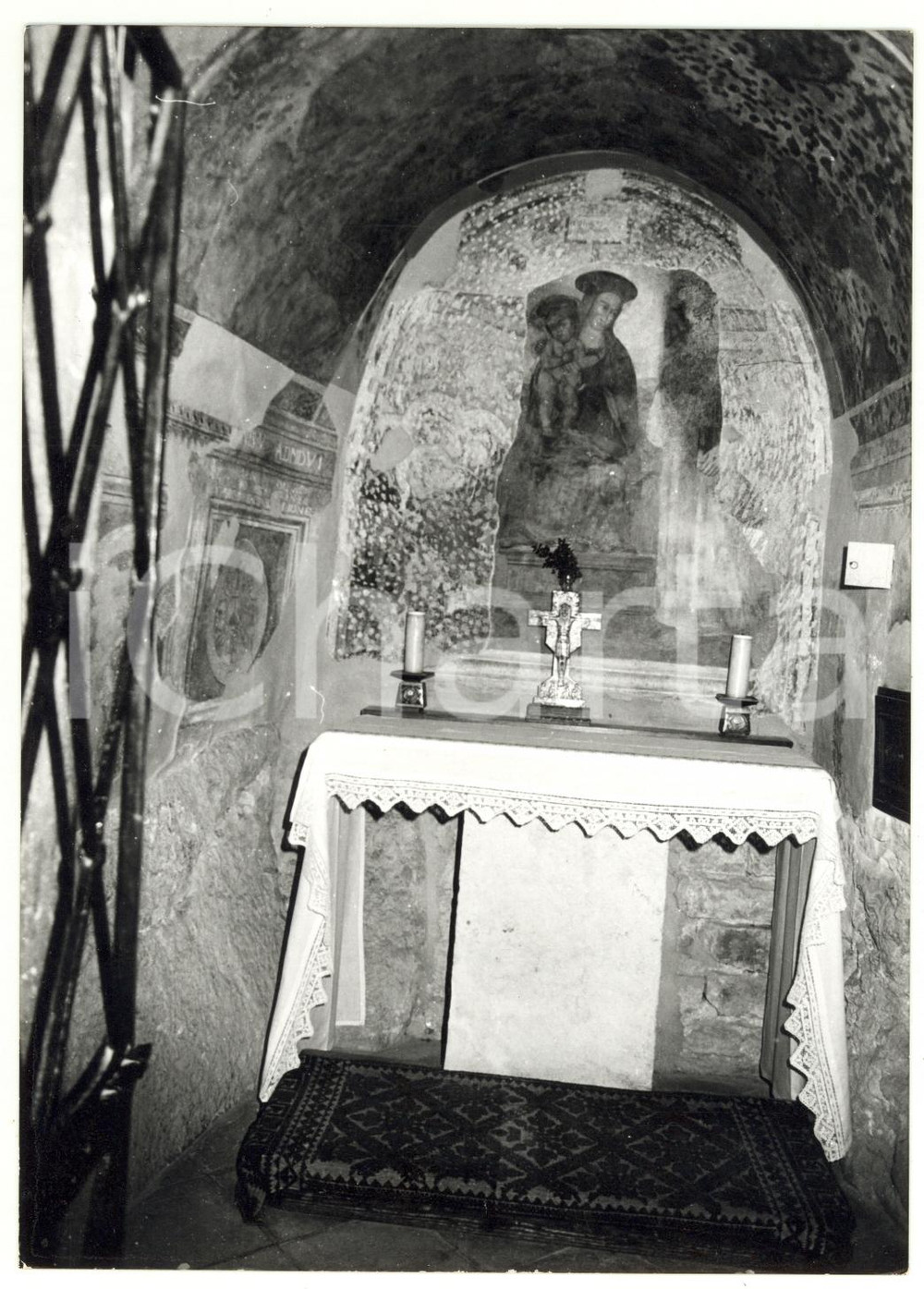 Fotografia d epoca originale 1977 ASSISI Affreschi della Chiesa di SANTA MARIA DELLE CARCERI Foto 13x18 cm 1