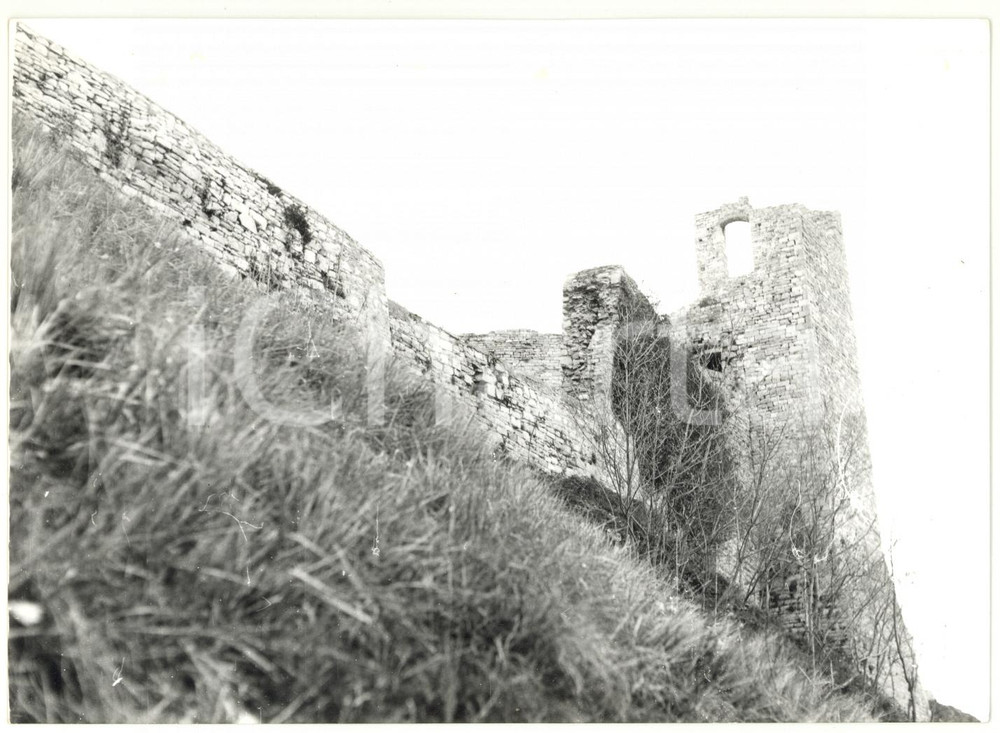 Fotografia d epoca originale 1977 ASSISI Rocca Maggiore  Veduta di una torre in pietra Foto ARTISTICA 18x13 1