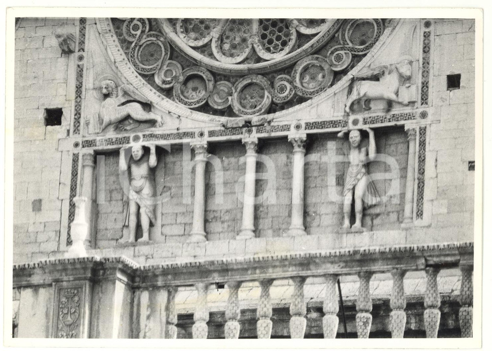 Fotografia d epoca originale 1974 SPOLETO Duomo  Rosone con simboli degli evangelisti Foto VINTAGE 18x13 cm 1