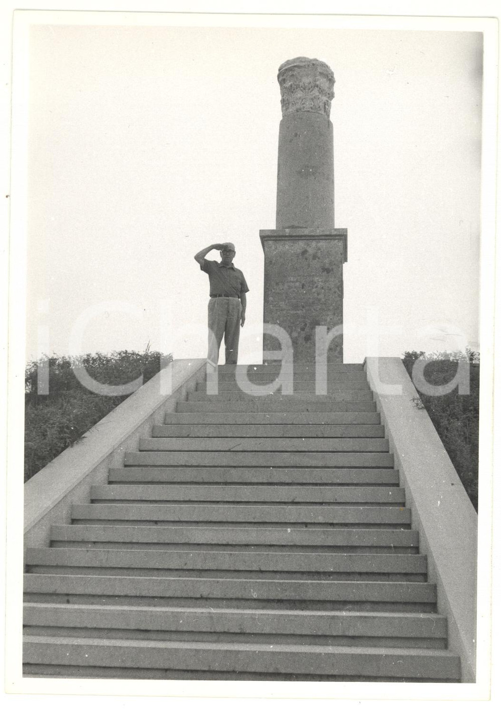 Fotografia d epoca originale 1971 REDIPUGLIA GO Colle Sant Elia  Obelisco a forma di faro Foto ANIMATA 1