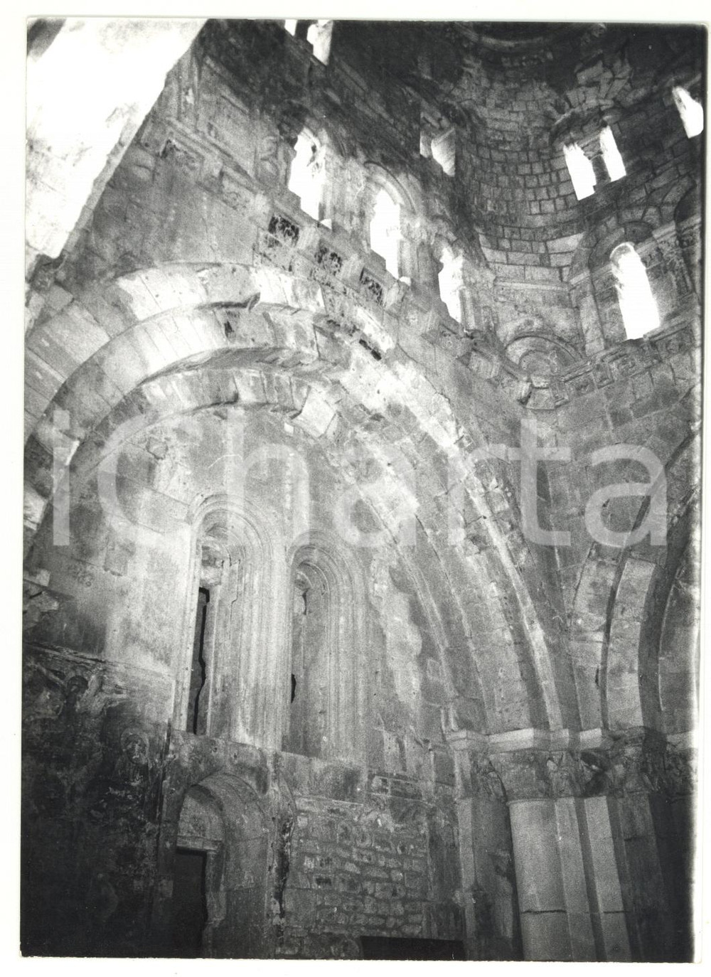 Fotografia d epoca originale 1979 MONTE SANT ANGELO FG Interni della TOMBA DI ROTARI  Foto 13x18 cm 1