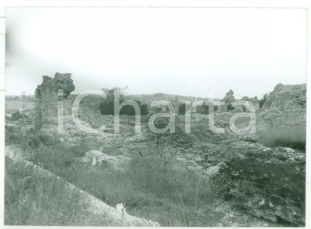 Fotografia d epoca originale 1980 MACERATA Resti del teatro romano di HELVIA RECINA  Foto 18x13 cm 1