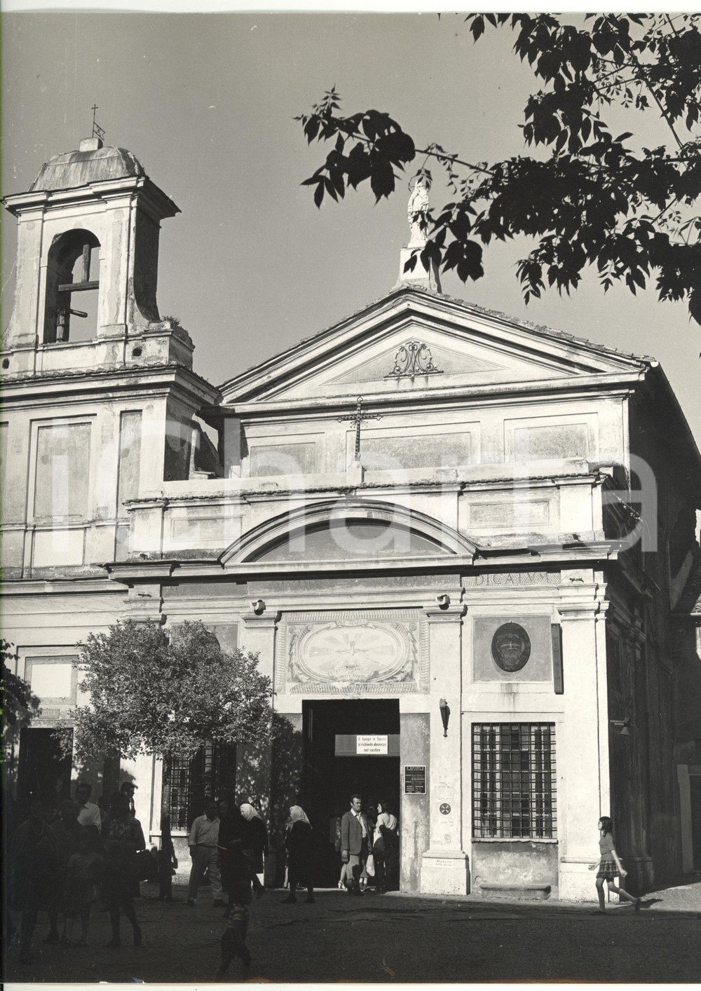 Fotografia d epoca originale 1972 ROMA Santuario della Madonna del Divino Amore Foto ANIMATA 24x30 cm 1