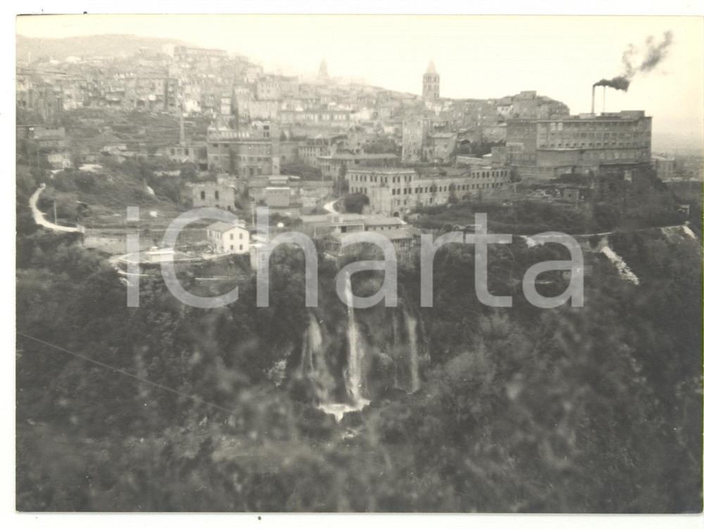 Fotografia d epoca originale 1974 TIVOLI ROMA Scorcio della cittÃ  con le cascate Foto ARTISTICA 18x13 cm 1