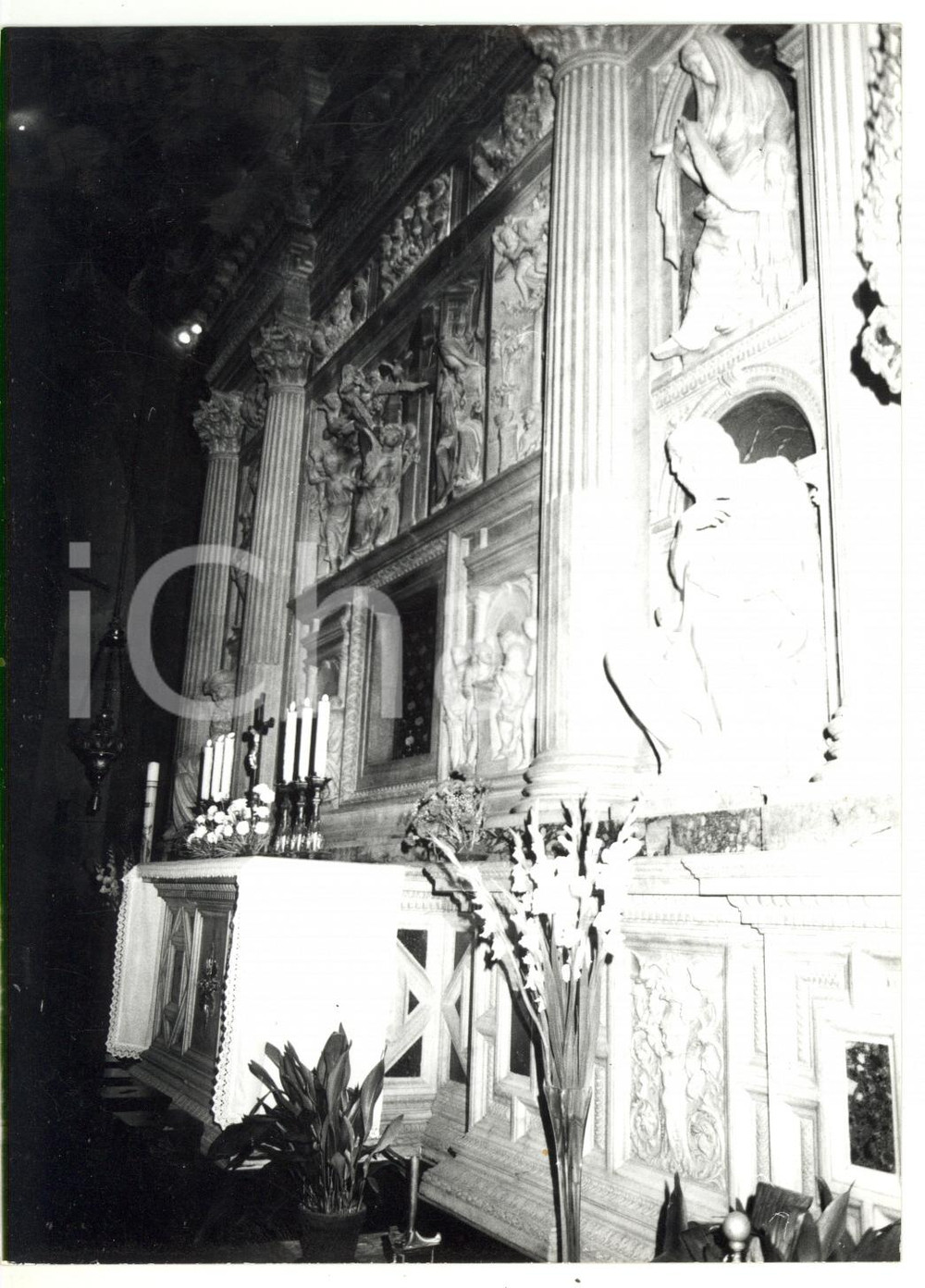 Fotografia d epoca originale 1978 LORETO AN Basilica della Santa Casa  Rilievi marmorei Foto 13x18 cm 1