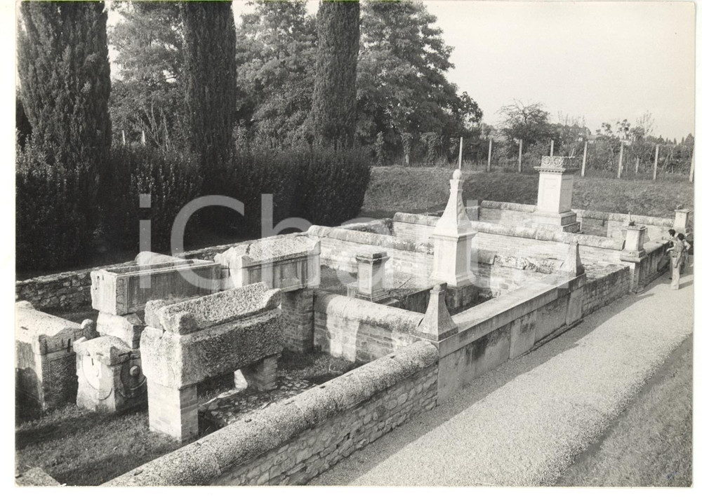 1979 AQUILEIA (UD) Area archeologica - Veduta del SEPOLCRETO ROMANO *Foto 18x13