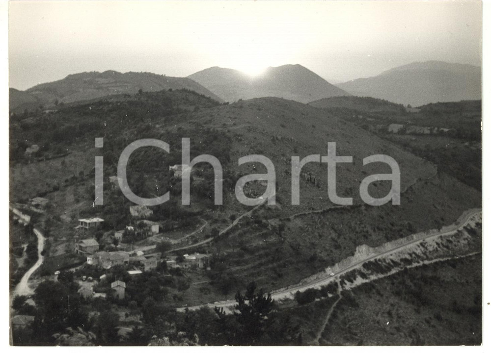 Fotografia d epoca originale 1974 FUMONE FR Paesaggio collinare  Veduta panoramica Foto VINTAGE 18x13 1