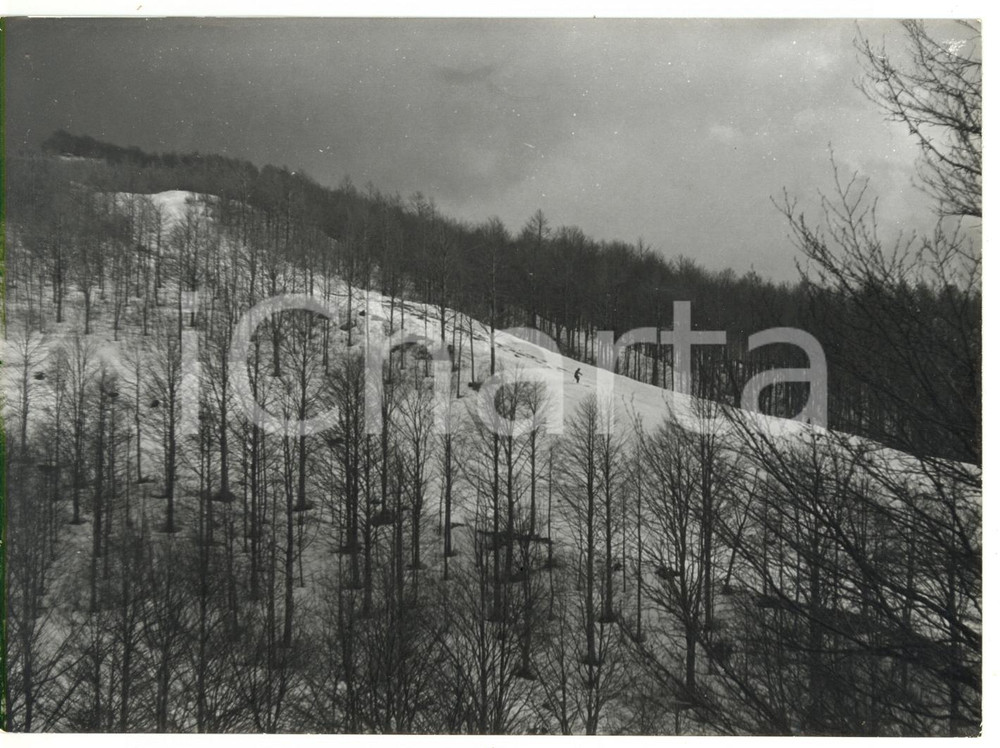 Fotografia d epoca originale 1977 SUBIACO  CAMPO DELL OSSO Pista da sci Foto ANIMATA 18x13 cm 1