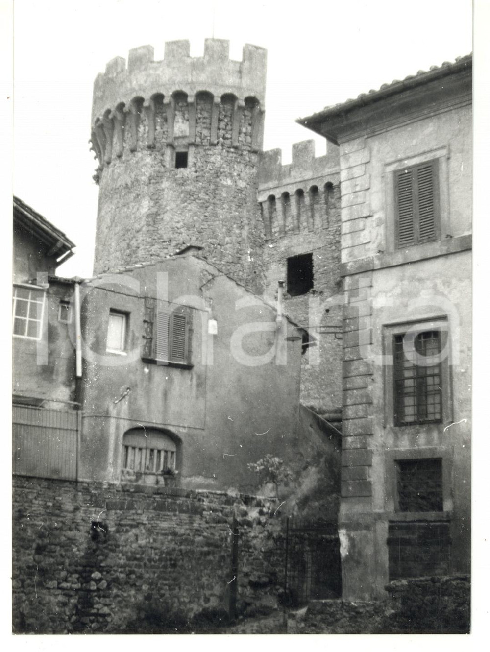 Fotografia d epoca originale 1977 BRACCIANO Castello OrsiniOdescalchi  Torre cilindrica Foto VINTAGE 13x18 1