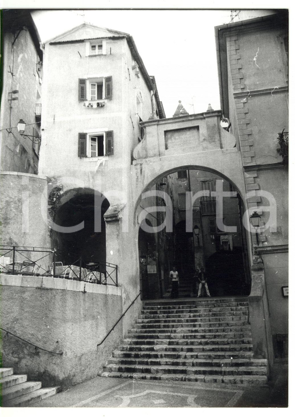Fotografia d epoca originale 1981 MENTONE F Parvis SaintMichel  Scorcio caratteristico Foto 13x18 cm 1