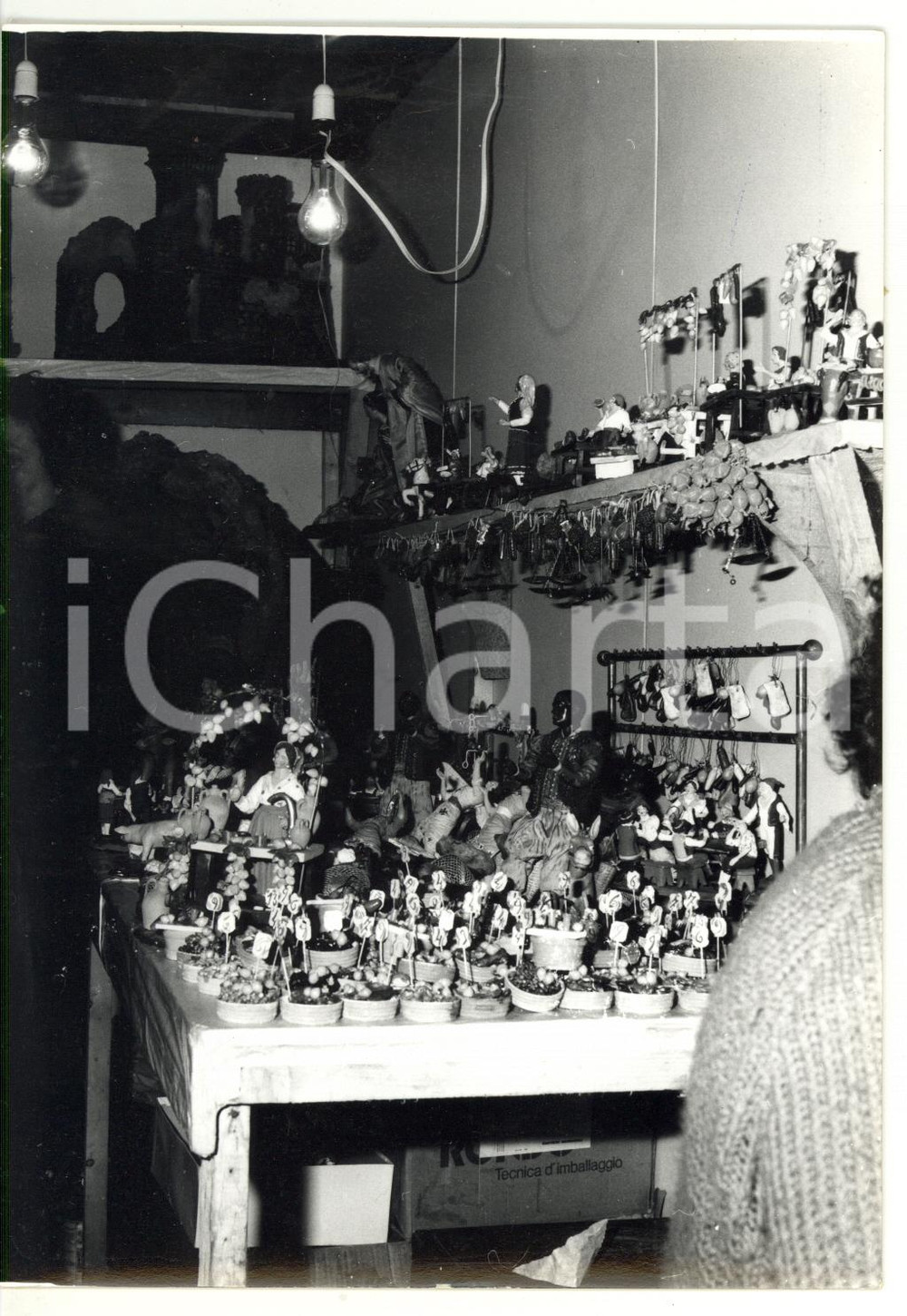 Fotografia d epoca originale 1980 ROMA Piazza Navona  Bancarella di statuine Foto VINTAGE 13x18 1