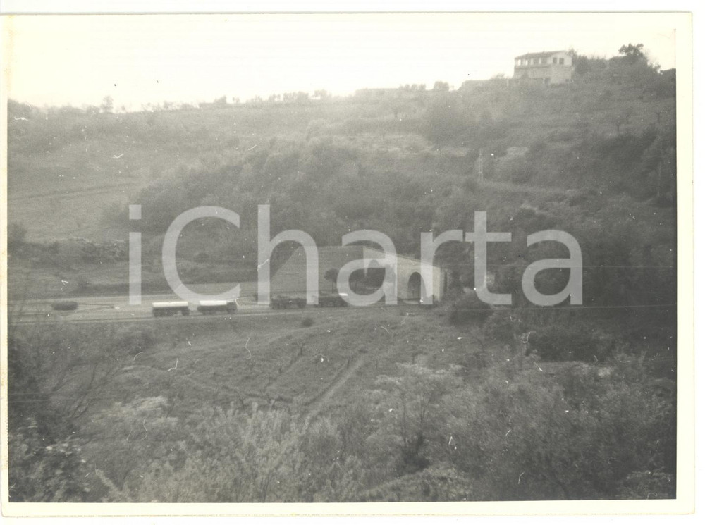 Fotografia d epoca originale 1974 NAZZANO Auto percorrono Autostrada del Sole Foto VINTAGE 18x13 cm 1