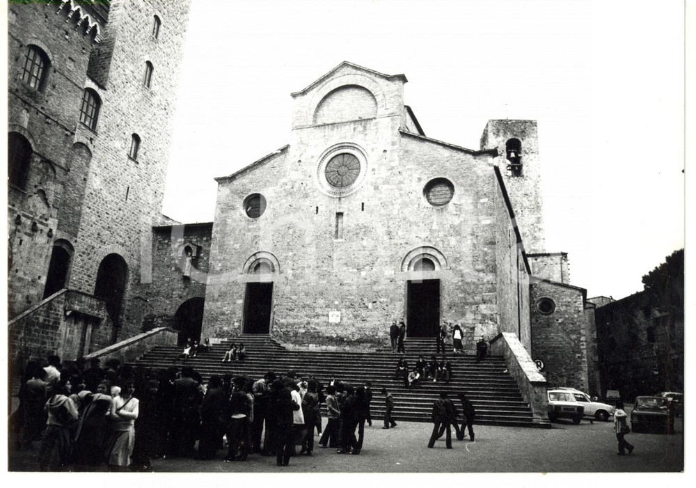 Fotografia d epoca originale 1979 SAN GIMIGNANO SI Piazza del Duomo  Collegiata di Santa Maria Assunta 1