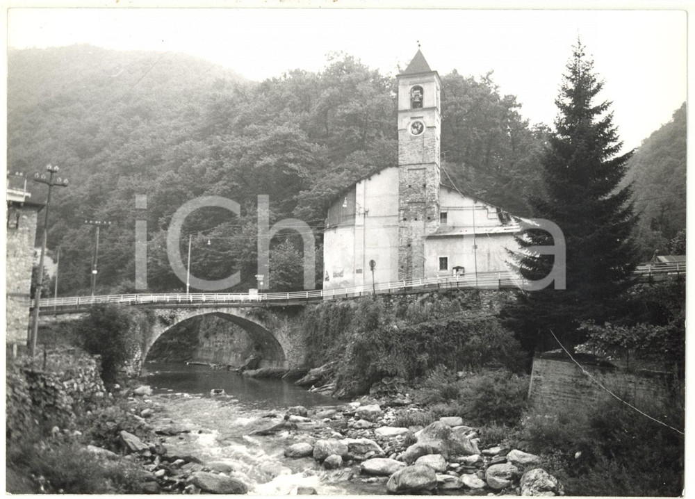 Fotografia d epoca originale 1974 VALLE CORSAGLIA CN Veduta panoramica con campanile Fotografia 18x13 cm 1