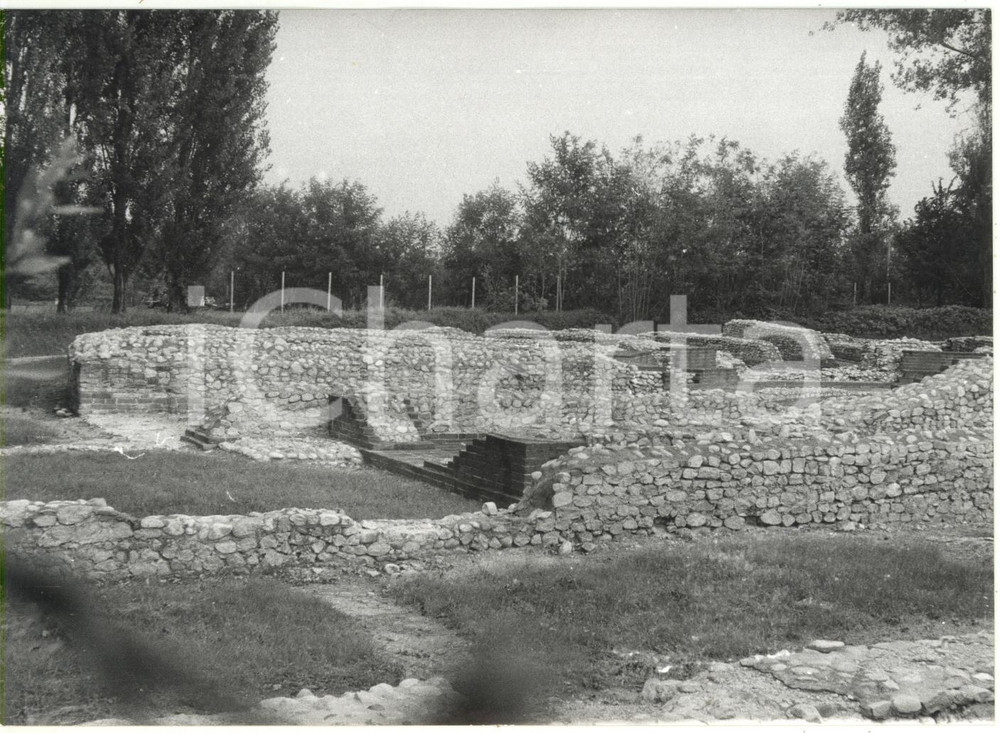Fotografia d epoca originale 1981 BENE VAGIENNA Scavi archeologici  Resti di una basilica paleocristiana 1