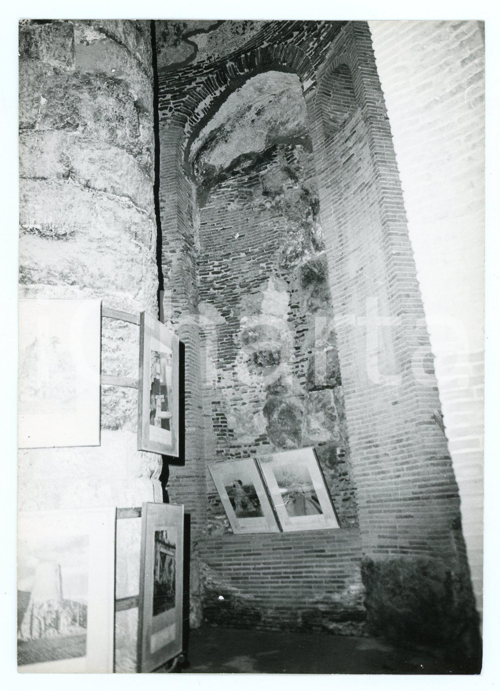 1976 FORMIA Mostra fotografica nella Tomba di Cicerone - Foto 13x17 cm (1)