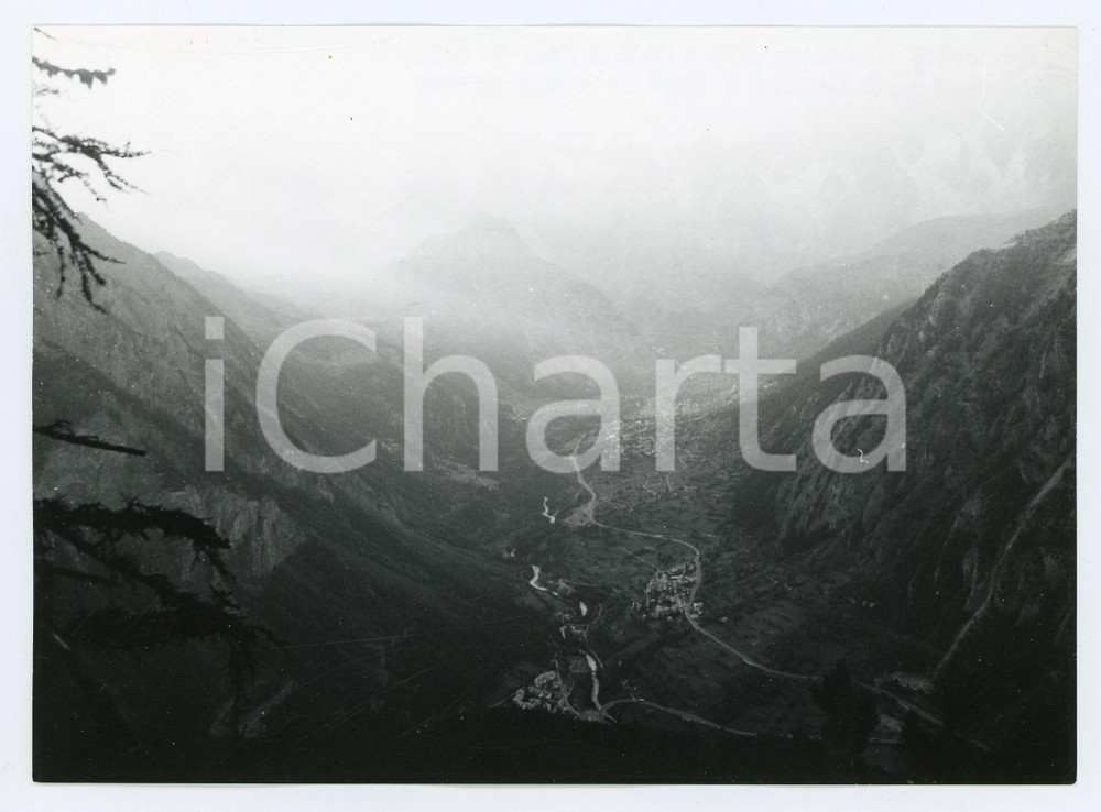 Fotografia d epoca originale 1976 MORGEX Belvedere d Arpy  Conca di COURMAYEUR e Monte Bianco  Foto 17x13cm 1