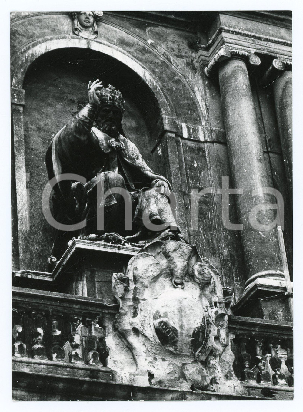 Fotografia d epoca originale 1977 BOLOGNA Palazzo Comunale  Statua di Papa Gregorio XIII  Foto 13x17 cm 1