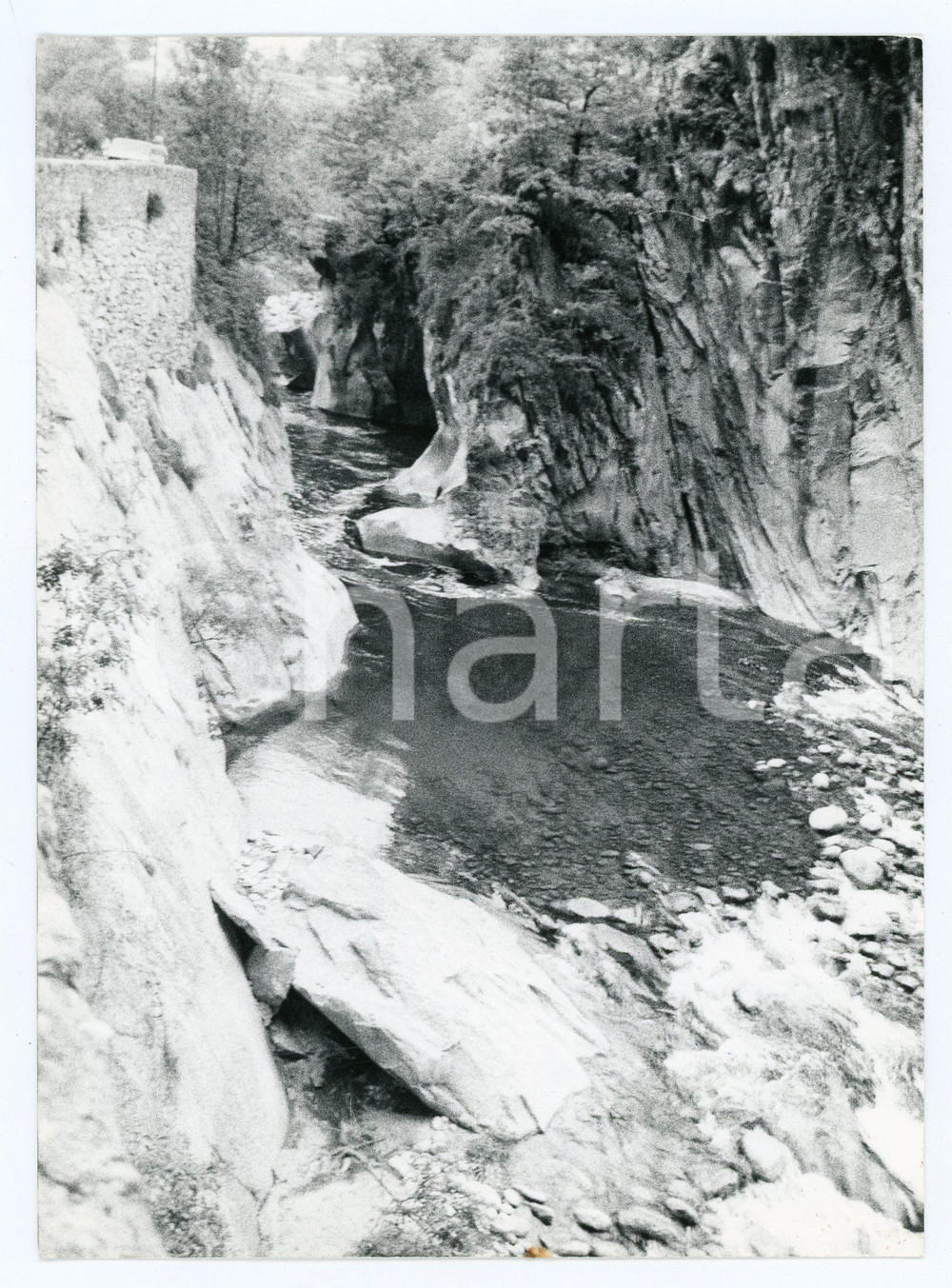 Fotografia d epoca originale 1980 CREVALDOSSOLA Frazione PONTEMAGLIO Fiume Toce tra i dirupi  Foto 13x17 cm 1
