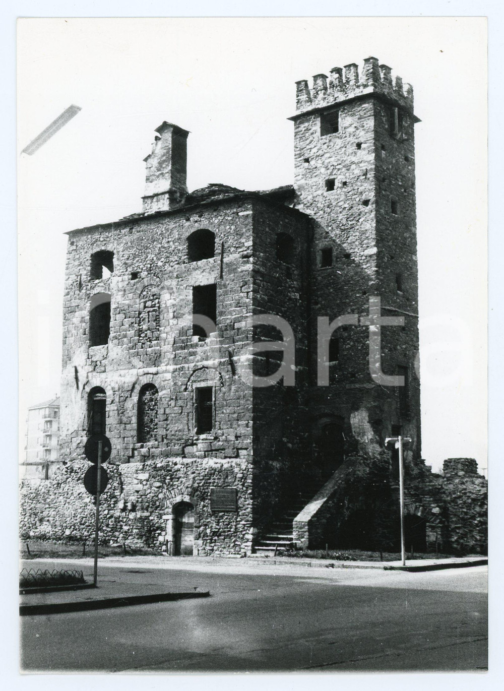 Fotografia d epoca originale 1978 AOSTA Torre del lebbroso  Foto 13x17 cm 1
