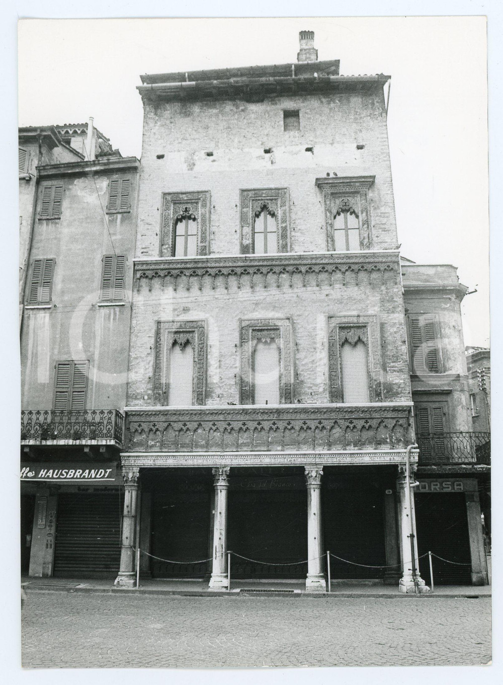 Fotografia d epoca originale 1973 MANTOVA Casa quattrocentesca in Piazza delle erbe  Foto 13x17 cm 1