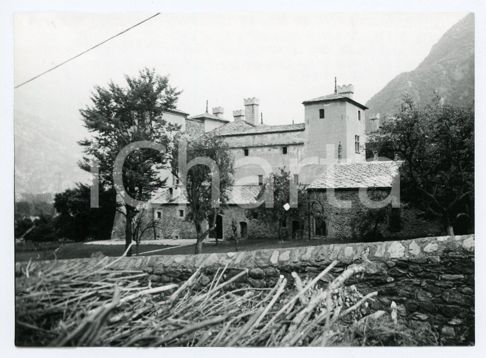 Fotografia d epoca originale 1976 VALLE D AOSTA Castello di Issogne  Panorama  Foto 17x13 cm 1