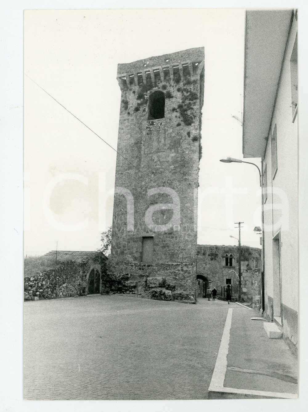 Fotografia d epoca originale 1980 AQUINO FR Torre del Castello dei Conti Aquino  Foto 13x17 cm 1