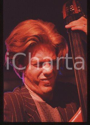 Fotografia d epoca originale Kyle EASTWOOD  MILAN Jazz bassist Performance 1999 ca  35 mm vintage slide 5 1