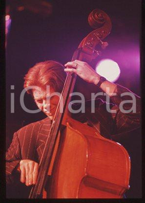 Fotografia d epoca originale Kyle EASTWOOD  MILAN Jazz bassist Performance 1999 ca  35 mm vintage slide 10 1