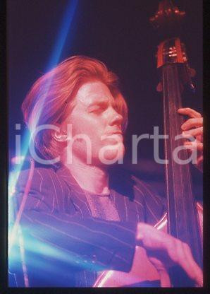 Fotografia d epoca originale Kyle EASTWOOD  MILAN Jazz bassist Performance 1999 ca  35 mm vintage slide 11 1