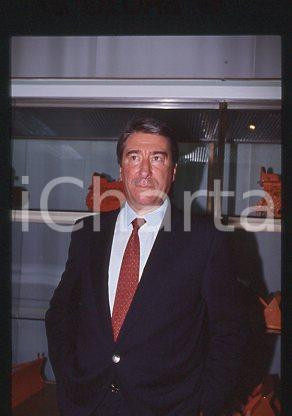 Fotografia d epoca originale Giorgio GARUZZO  ITALY Portrait of an engineer 1990 ca  35 mm vintage slide 9 1
