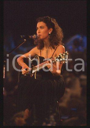 Fotografia d epoca originale Grazia DI MICHELE  MUSIC Show Italy Portrait 1990 ca  35 mm vintage slide 25 1