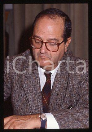 Fotografia d epoca originale Paolo FASELLA  ROMA Ritratto del Direttore Generale 1988  35mm vintage slide 8 1