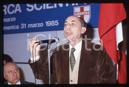 Fotografia d epoca originale Enzo GORI  SCIENZA Un farmacologo Italiano 1985  35 mm vintage slide 8 1