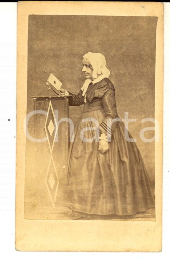 Fotografia d epoca originale 1870 ca TORINO Ritratto Eurosia GIUSTI vedova BRUNI Foto Salvatore BELGERI CDV 1