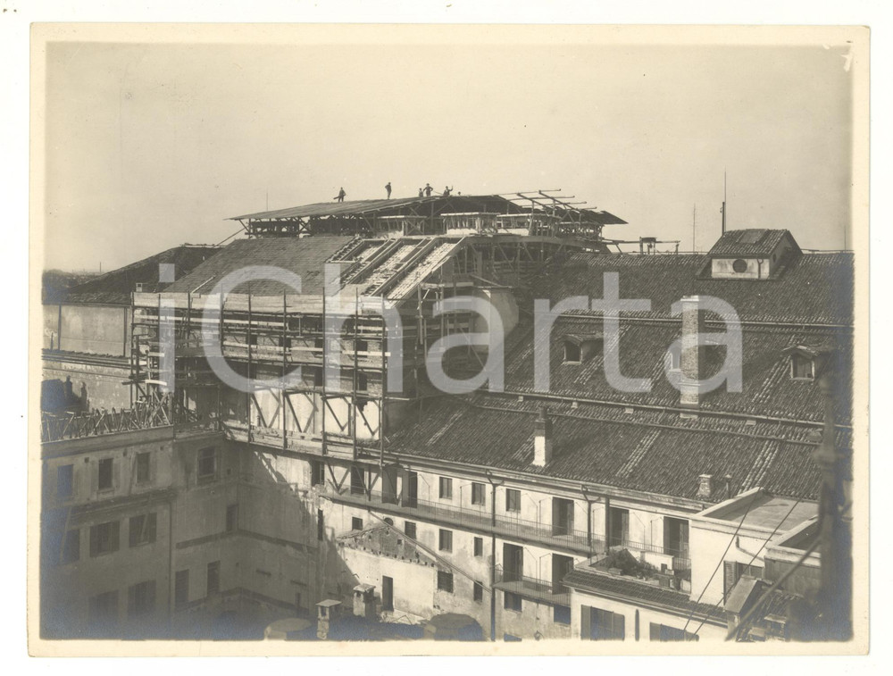 Fotografia d epoca originale 1945 MILANO TEATRO ALLA SCALA Ricostruzione post bombardamento: cantiere FOTO 1